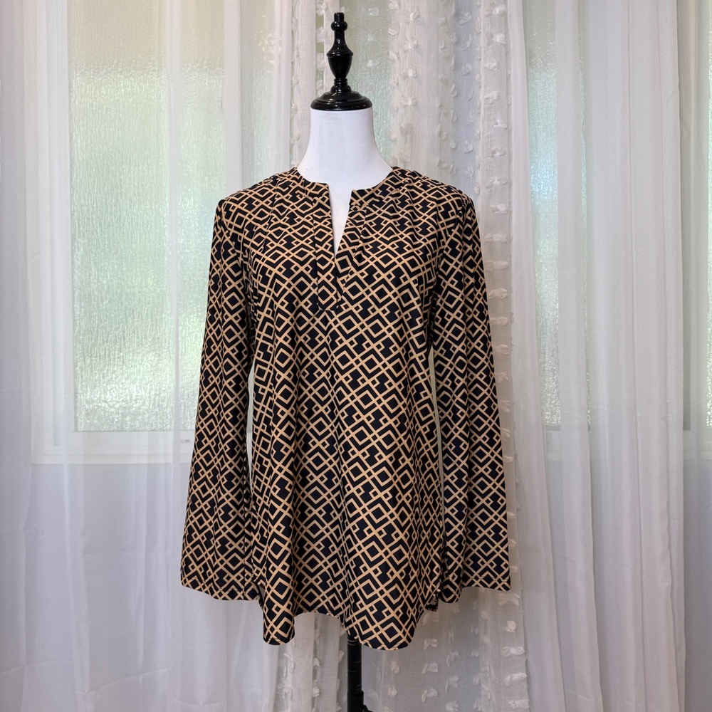 Jude Connally Black and Tan Geometric Blouse